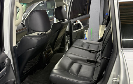 Toyota Land Cruiser 200, 2018 год, 7 700 000 рублей, 21 фотография