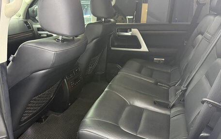 Toyota Land Cruiser 200, 2018 год, 7 700 000 рублей, 20 фотография