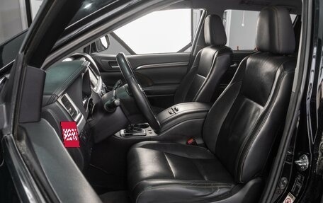 Toyota Highlander III, 2014 год, 3 100 000 рублей, 11 фотография