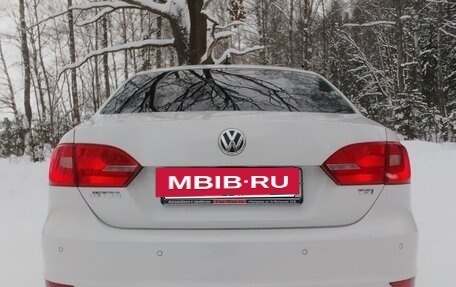 Volkswagen Jetta VI, 2013 год, 1 270 000 рублей, 23 фотография