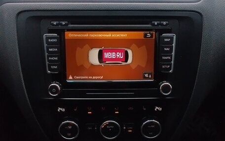 Volkswagen Jetta VI, 2013 год, 1 270 000 рублей, 27 фотография