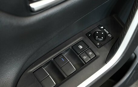 Toyota RAV4, 2020 год, 3 650 000 рублей, 17 фотография