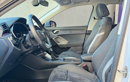 Audi Q3, 2023 год, 2 350 333 рублей, 4 фотография