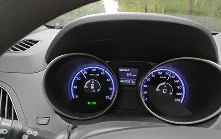 Hyundai ix35 I рестайлинг, 2012 год, 1 240 000 рублей, 3 фотография