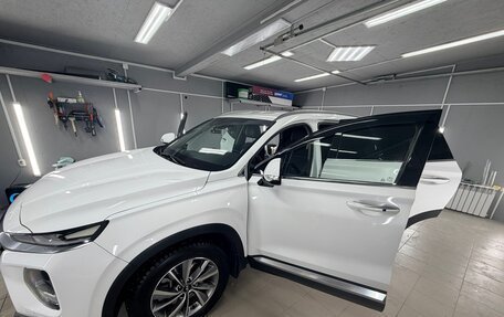 Hyundai Santa Fe IV, 2018 год, 3 150 000 рублей, 2 фотография