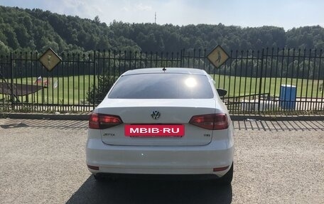 Volkswagen Jetta VI, 2015 год, 1 300 000 рублей, 7 фотография