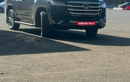 Toyota Land Cruiser, 2023 год, 14 500 000 рублей, 2 фотография