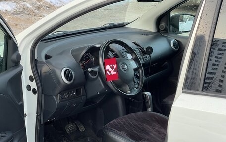 Nissan Note II рестайлинг, 2011 год, 980 000 рублей, 8 фотография