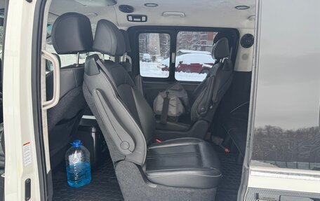 Hyundai Staria, 2021 год, 4 900 000 рублей, 20 фотография