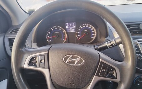 Hyundai Solaris II рестайлинг, 2014 год, 925 000 рублей, 4 фотография