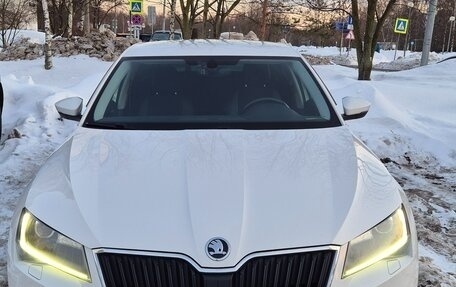 Skoda Superb III рестайлинг, 2018 год, 2 250 000 рублей, 5 фотография