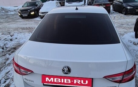 Skoda Superb III рестайлинг, 2018 год, 2 250 000 рублей, 7 фотография