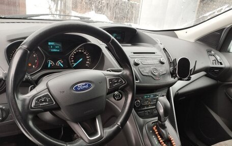 Ford Kuga III, 2017 год, 1 550 000 рублей, 6 фотография