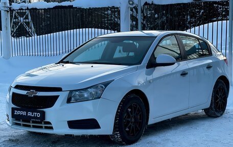 Chevrolet Cruze II, 2012 год, 779 000 рублей, 3 фотография