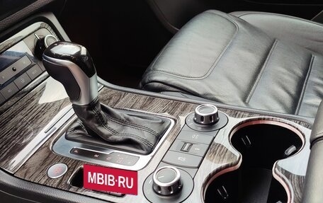 Volkswagen Touareg III, 2012 год, 2 600 000 рублей, 8 фотография