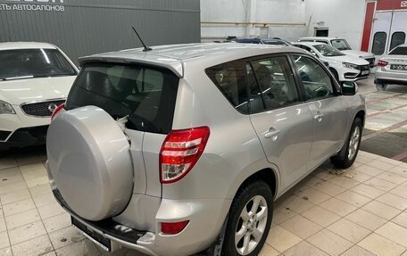 Toyota RAV4, 2011 год, 1 423 000 рублей, 2 фотография