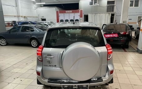 Toyota RAV4, 2011 год, 1 423 000 рублей, 4 фотография