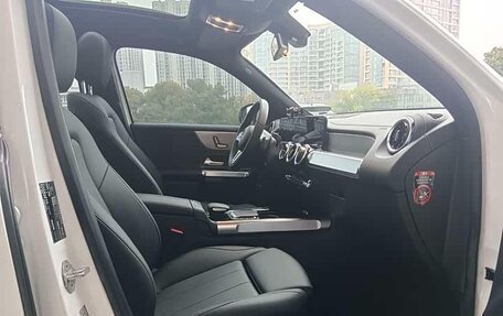 Mercedes-Benz GLB, 2022 год, 2 831 125 рублей, 13 фотография