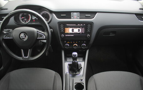 Skoda Octavia, 2017 год, 1 435 000 рублей, 11 фотография