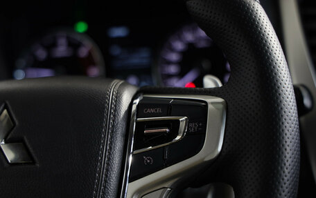 Mitsubishi Pajero Sport III рестайлинг, 2019 год, 2 649 000 рублей, 11 фотография
