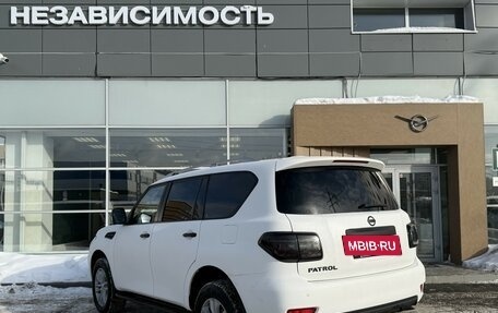 Nissan Patrol, 2011 год, 1 850 000 рублей, 4 фотография