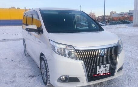 Toyota Esquire I, 2016 год, 1 900 000 рублей, 3 фотография