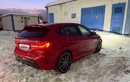 BMW 1 серия, 2019 год, 2 300 000 рублей, 21 фотография