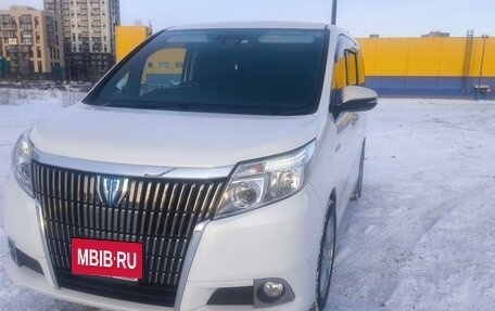 Toyota Esquire I, 2016 год, 1 900 000 рублей, 2 фотография