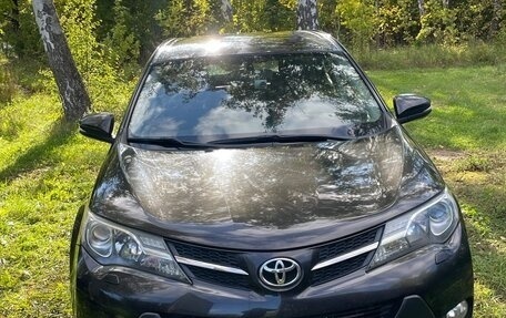 Toyota RAV4, 2014 год, 1 500 000 рублей, 5 фотография