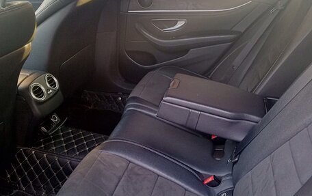 Mercedes-Benz E-Класс, 2020 год, 2 650 000 рублей, 6 фотография