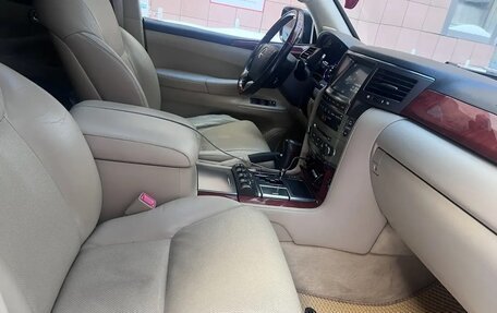 Lexus LX III, 2008 год, 2 190 000 рублей, 17 фотография