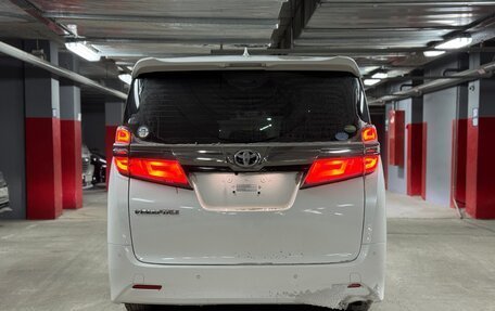 Toyota Vellfire II, 2019 год, 4 800 000 рублей, 5 фотография