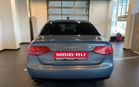 Audi A4, 2010 год, 800 000 рублей, 4 фотография
