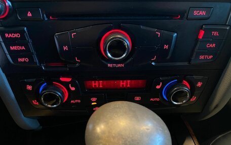 Audi A4, 2010 год, 800 000 рублей, 15 фотография