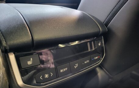 Toyota Highlander, 2025 год, 6 300 000 рублей, 12 фотография