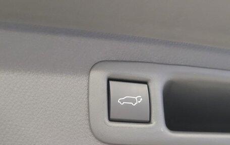 Toyota Highlander, 2025 год, 6 300 000 рублей, 14 фотография