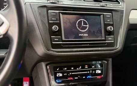 Volkswagen Tiguan II, 2021 год, 1 690 000 рублей, 10 фотография