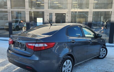 KIA Rio III рестайлинг, 2011 год, 550 000 рублей, 4 фотография