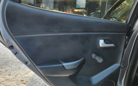 KIA Rio III рестайлинг, 2011 год, 550 000 рублей, 12 фотография