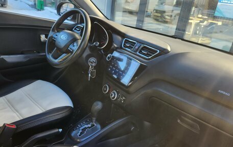 KIA Rio III рестайлинг, 2011 год, 550 000 рублей, 20 фотография