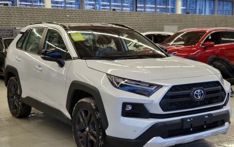 Toyota RAV4, 2025 год, 4 700 000 рублей, 3 фотография