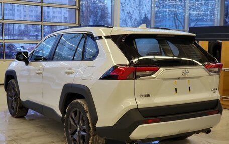 Toyota RAV4, 2025 год, 4 700 000 рублей, 6 фотография