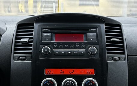 Nissan Navara (Frontier), 2012 год, 1 259 000 рублей, 15 фотография