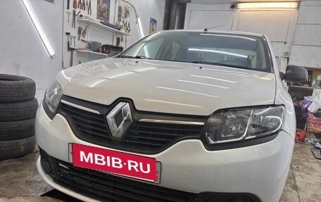 Renault Logan II, 2014 год, 485 000 рублей, 1 фотография