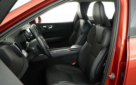 Volvo XC60 II, 2019 год, 3 327 077 рублей, 10 фотография