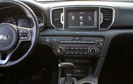 KIA Sportage IV рестайлинг, 2018 год, 2 299 000 рублей, 15 фотография