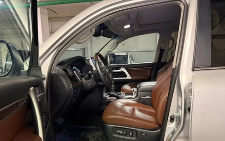 Toyota Land Cruiser 200, 2016 год, 7 500 000 рублей, 11 фотография