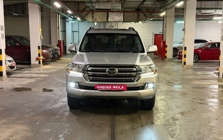 Toyota Land Cruiser 200, 2016 год, 7 500 000 рублей, 5 фотография