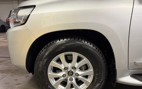 Toyota Land Cruiser 200, 2016 год, 7 500 000 рублей, 24 фотография