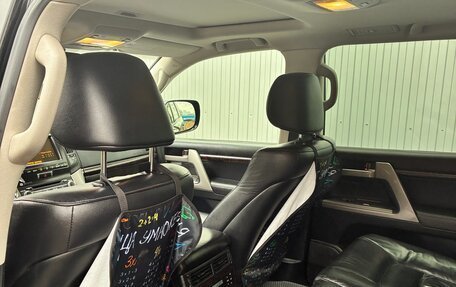 Toyota Land Cruiser 200, 2011 год, 2 850 000 рублей, 11 фотография